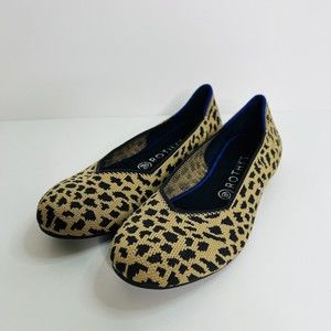 Rothy’s Cheetah Print Round Toe Everyday Flats Loafers 9.5 Tan Beige Black Spots